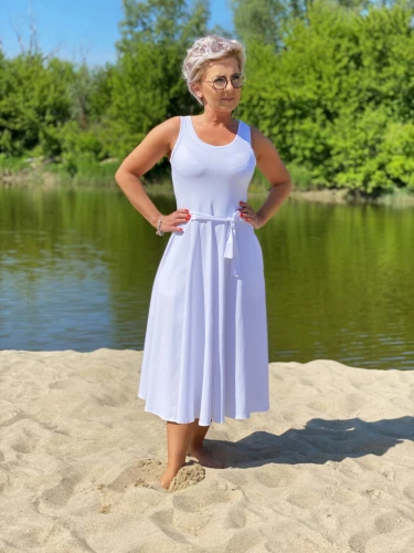 sukienka LOLA - biały