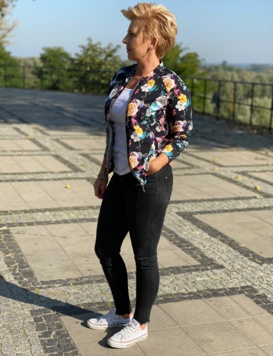 bluza CORNELIA - kolorowe kwiaty