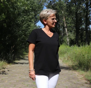 t-shirt BOBI - czarny